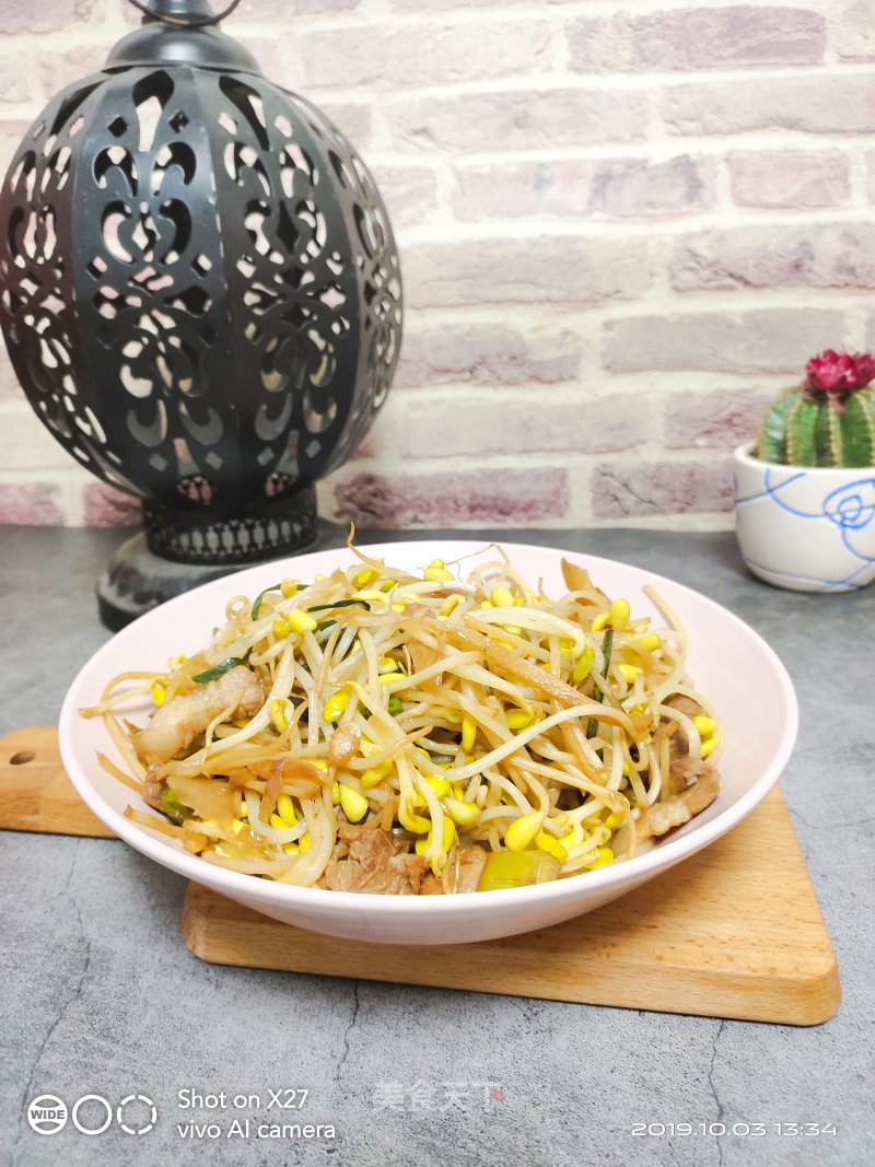 Stir-fried Pork Belly with Bean Sprouts recipe