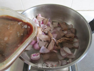 Stir-fried Strips with Green Pepper and Onion recipe