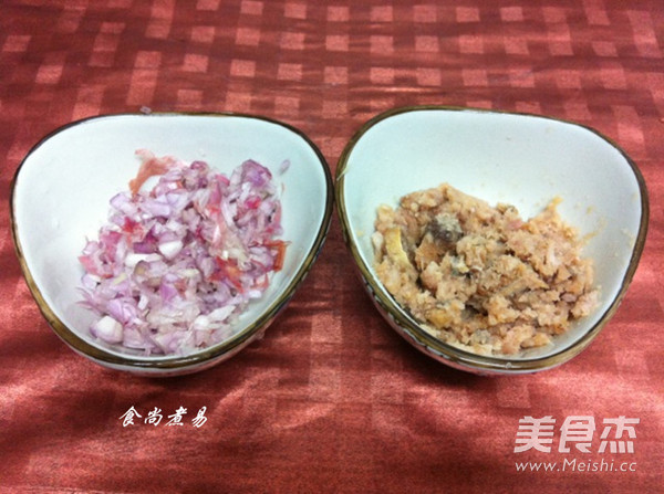 Fried Patties with Plum Fragrant Salted Fish recipe