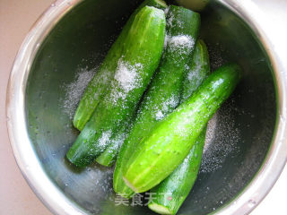 Homemade Pickled Cucumbers recipe