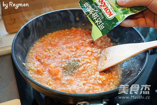 Tomato Spaghetti Bolognese recipe