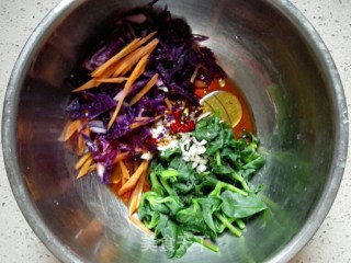 #春食野菜香#purple Cabbage Mixed with Andrographis recipe