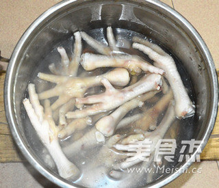 Soy Sauce Chicken Feet recipe