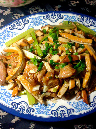 Fried Pork with Dried Tofu recipe