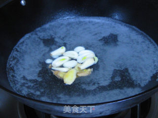 Pen Tube Fish Stewed with Cabbage Tofu recipe