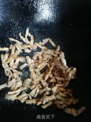 Stir-fried Shredded Pork with Lettuce recipe