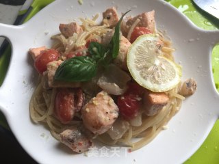 #trust之美# Spaghetti with Salmon and Caviar recipe