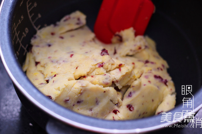 Cranberry Green Bean Cake recipe