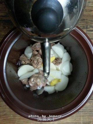 Stewed Winter Style--braised Lamb and Carrot Soup recipe