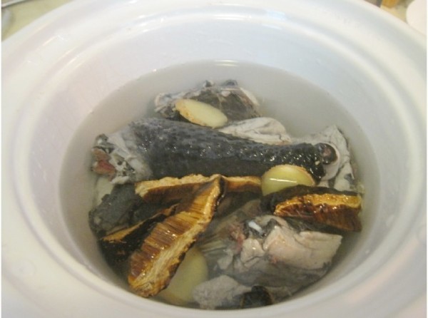 Ganoderma Black Chicken Soup recipe