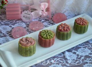 Momoyama Skin Red Bean Egg Yolk Mooncake recipe