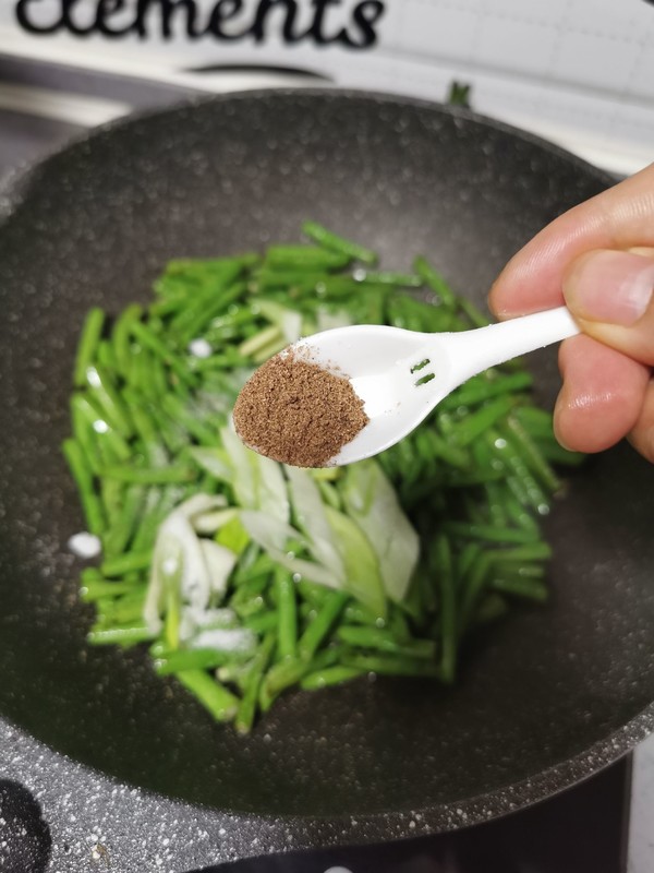 Stir-fried Shredded Pork with Cowpea recipe