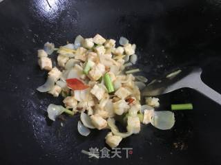 Fried Lily with Cuttlefish Glue recipe