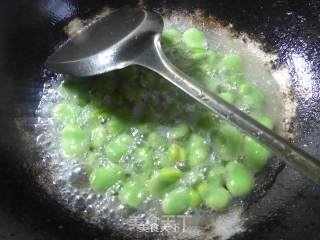 Stir-fried Broad Beans recipe