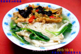 Mushroom Spare Ribs Shanzhen Noodle Soup recipe