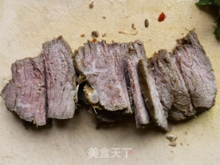 Beef with Parsley and Onion recipe