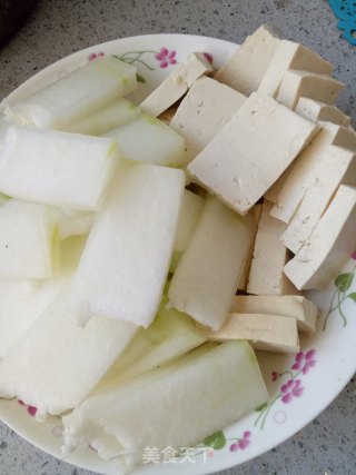 Stewed Tofu with Winter Melon and Kelp recipe