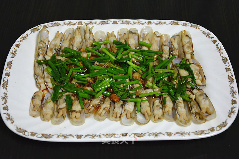 Scallion Razor Clams recipe