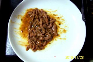 Stir-fried Celery with Beef in Oyster Sauce recipe