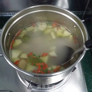 【jiangsu】green Radish Ribs Soup recipe