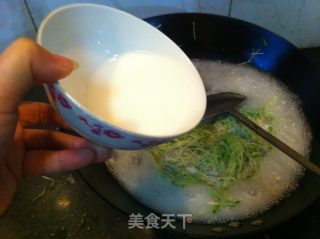 Turnip Seedlings and Taro Soup recipe