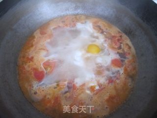 Tomato and Egg Noodles recipe
