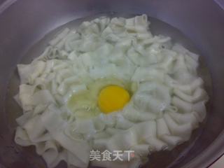 【heinz Tomato Sauce】sour and Spicy Tomato Egg Noodles recipe