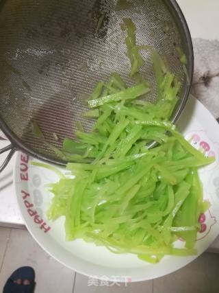 Carrot and Lettuce Salad recipe