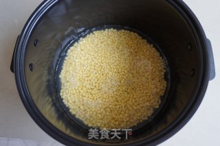 Cantonese Style Durian Mung Bean Moon recipe