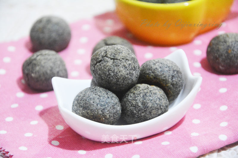 # Fourth Baking Contest and is Love to Eat Festival# Black Sesame Crispy Balls recipe