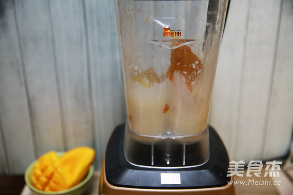 Mango Smoothie recipe