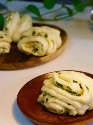 Scallion Oil and Pepper Salt Roll recipe