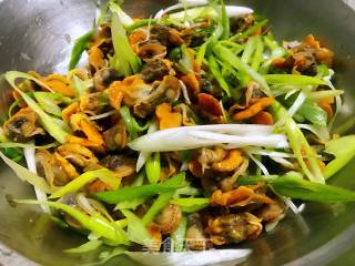 Scallion Mixed with Hairy Cockles#家乡的味# recipe