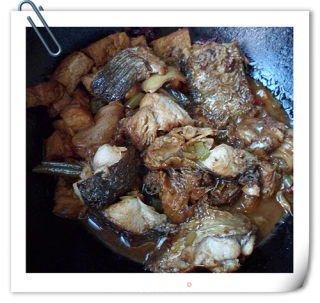 Two White Silver Carp-fish Head Fish Belly Soup + Silver Carp Braised Tofu recipe