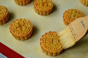 Without Invert Syrup-honey Cantonese Moon Cakes recipe