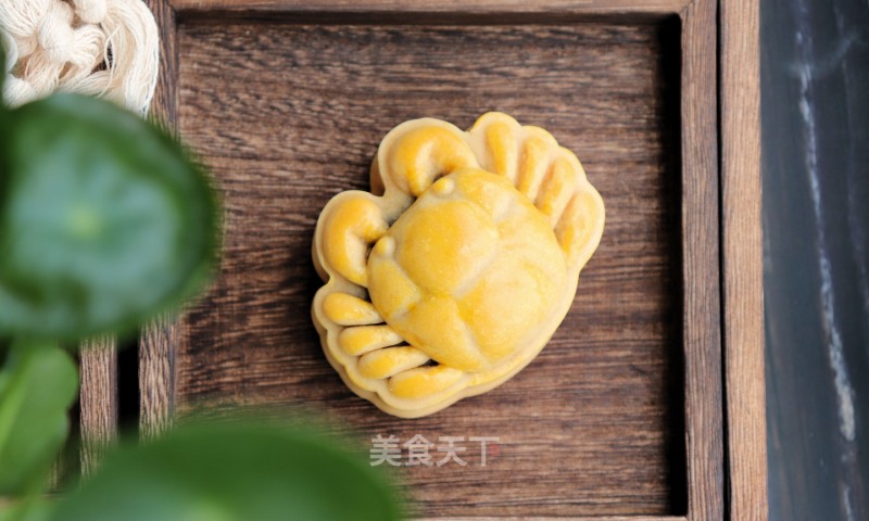 Overbearing Crab Mooncakes recipe