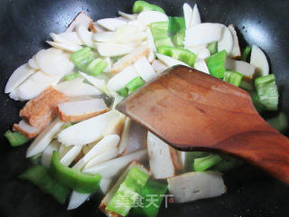 Stir-fried Rice White with Green Pepper Fish Tofu recipe