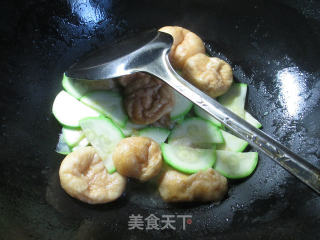 #trust of Beauty# Fried Zucchini with Oil and Gluten recipe