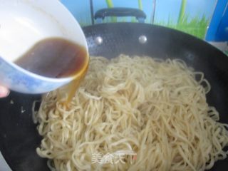 Braised Noodles with Beans recipe