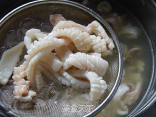 Sour and Spicy Stir Fried Squid recipe