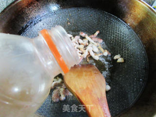 Stir-fried Mung Bean Sprouts with Shredded Pork and Wrinkled Pepper recipe