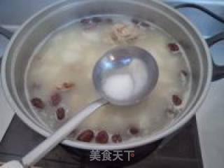 Duck Bone Soup with White Radish and Red Dates recipe