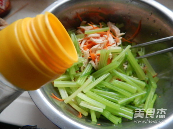 Shredded Chicken with Cress recipe