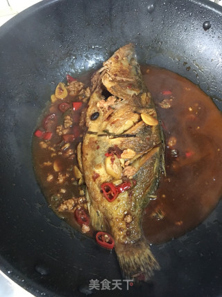 Grilled Mandarin Fish with Minced Meat recipe