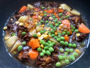 Braised Rice with Ribs in An Electric Rice Cooker that is So Delicious that You Must Learn recipe