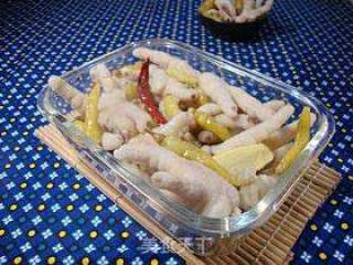 It’s Delicious and Can’t Stop Mouth Dripping 【pickled Pepper Chicken Feet】 recipe