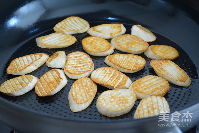 【pleurotus Eryngii in Sand Tea】, A Meaty Vegetarian Dish~ recipe