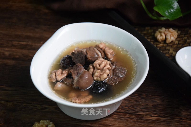 Mutton Soup with Walnuts and Black Dates recipe
