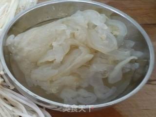 Jellyfish Mixed with Golden Needles recipe