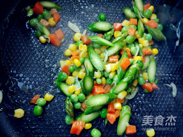 Salted Egg Asparagus Fried Rice recipe